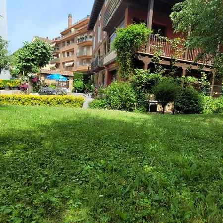 Hotel Petit Goierri 2*