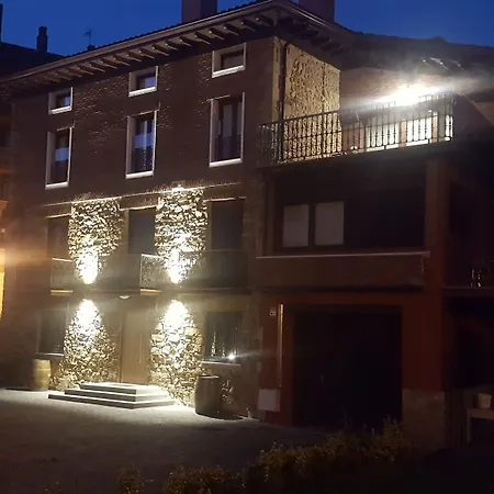 Petit Goierri Hotel 2*